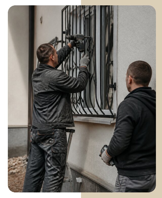 Установка наружных решеток в Гусе-Хрустальном от 5242 р. | ДвериЛегко-Гсь